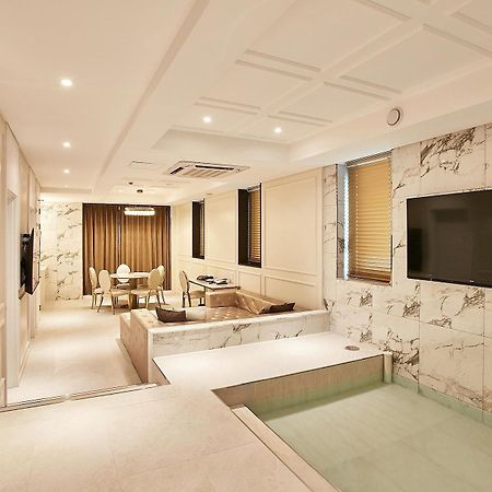 Hotel Wanted Incheon Buitenkant foto