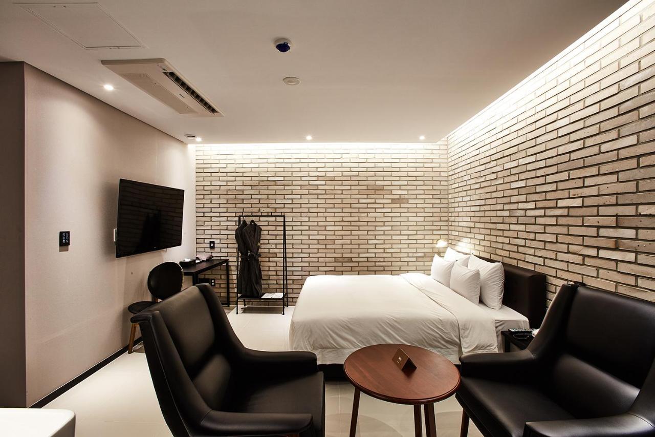 Hotel Wanted Incheon Buitenkant foto