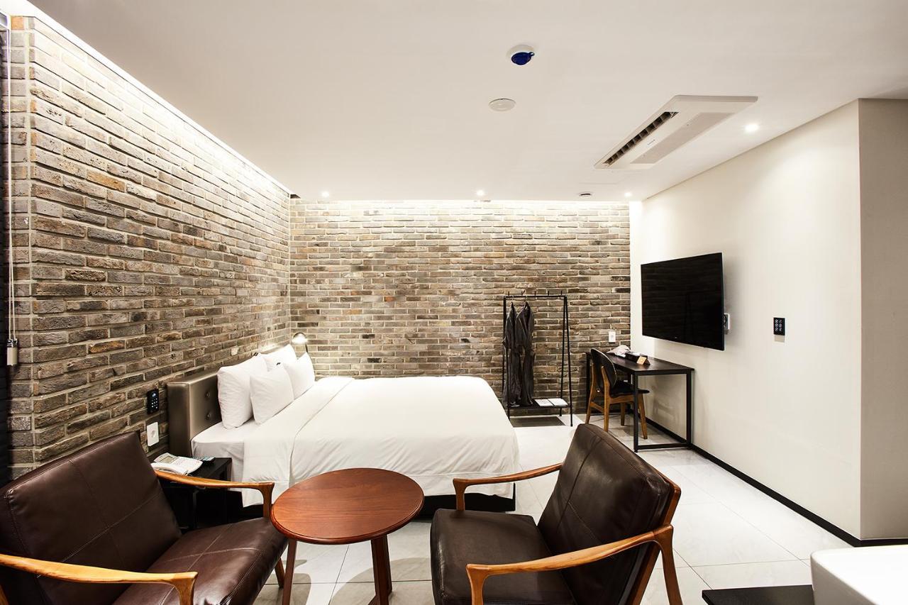 Hotel Wanted Incheon Buitenkant foto
