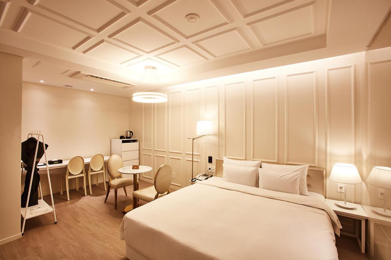 Hotel Wanted Incheon Buitenkant foto
