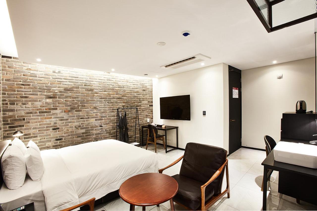 Hotel Wanted Incheon Buitenkant foto